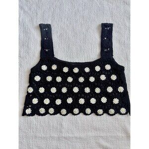 Entro Black Floral Crochet Crop Top